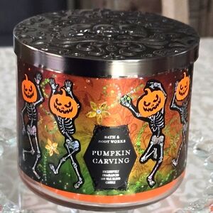 Pumpkin Carving Bath & Body 3-Wick Candle 🎃